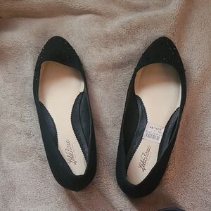 Life Stride Black Studded Flats